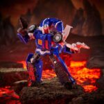 Autobot Track Transformers Generations War for Cybertron: Kingdom Deluxe Class Wave 3