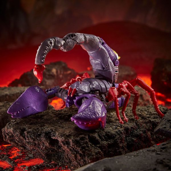 Predacon Scorponok Transformers Generations War for Cybertron: Kingdom Deluxe Class Wave 3