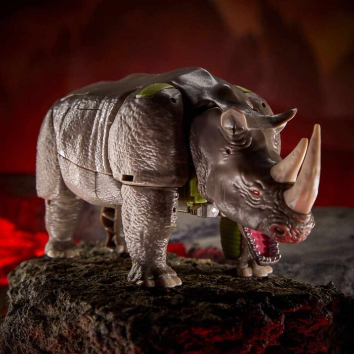 Rhinox Transformers Figur Generations War for Cybertron: Kingdom Voyager Class Wave 3