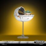 The Child (Grogu) aus Star Wars: The Mandalorian als Vintage Collection Figur VC184