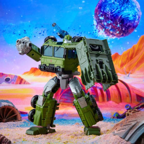 Bulkhead Transformers Generations Legacy Voyager Class Figur von Hasbro und Takara Tomy