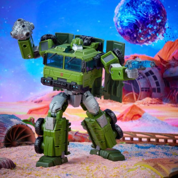 Bulkhead Transformers Generations Legacy Voyager Class Figur von Hasbro und Takara Tomy