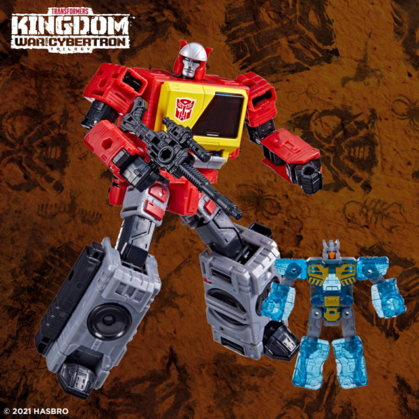 Autobot Blaster und Eject Voyager Class Transformers Figur War for Cybertron Kingdom von Hasbro