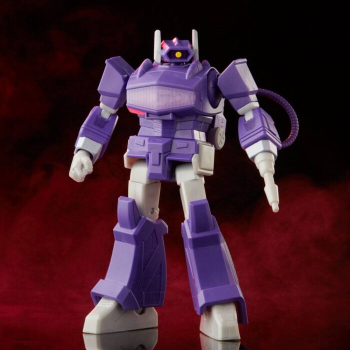 Shockwave Transformers Generations RED Figur von Hasbro aus der Transformers 1984 Trickfilmserie