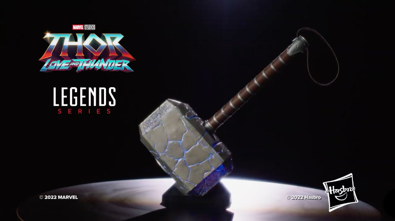 Thor´s Hammer Mjolnir aus Thor: Love and Thunder als elektrische Marvel Legends Series Replica von Hasbro Pulse