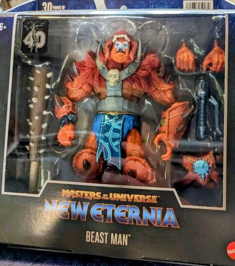 In-Hand Bild der Beast Man Masters of the Universe (MotU) New Eternia Masterverse Figur
