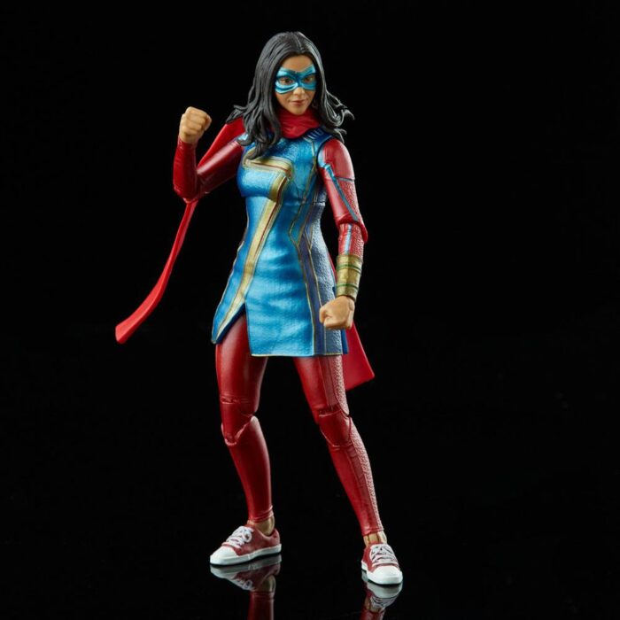 Ms Marvel Marvel Legends Series Figur in der Infinity Ultron (BAF) Wave von Hasbro