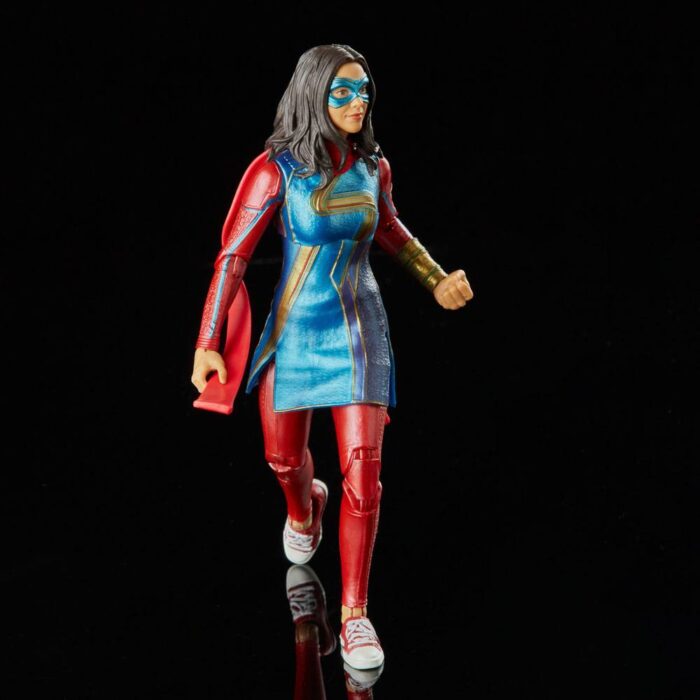 Ms Marvel Marvel Legends Series Figur in der Infinity Ultron (BAF) Wave von Hasbro
