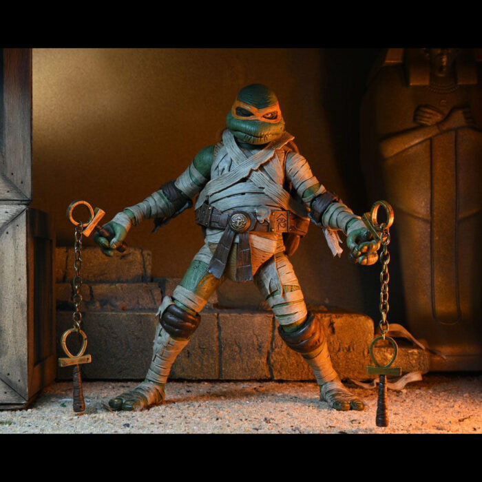Michelangelo as the Mummy Teenage Mutant Ninja Turtles (TMNT) Ultimate Figur von NECA aus der Universal Monsters Reihe