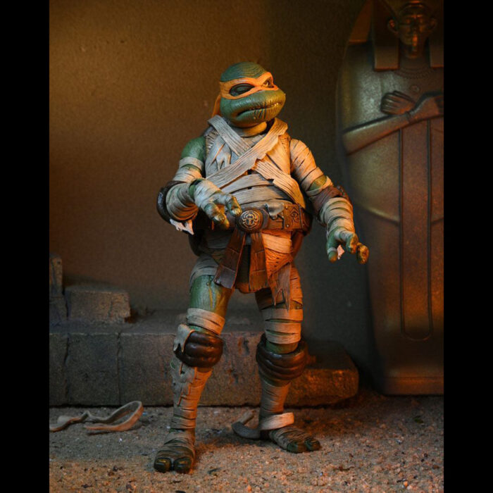 Michelangelo as the Mummy Teenage Mutant Ninja Turtles (TMNT) Ultimate Figur von NECA aus der Universal Monsters Reihe