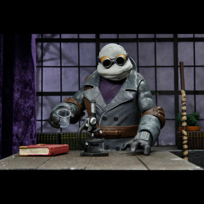 Donatello as The Invisible Man Teenage Mutant Ninja Turtles (TMNT) Ultimate Figur von NECA aus der Universal Monsters Reihe