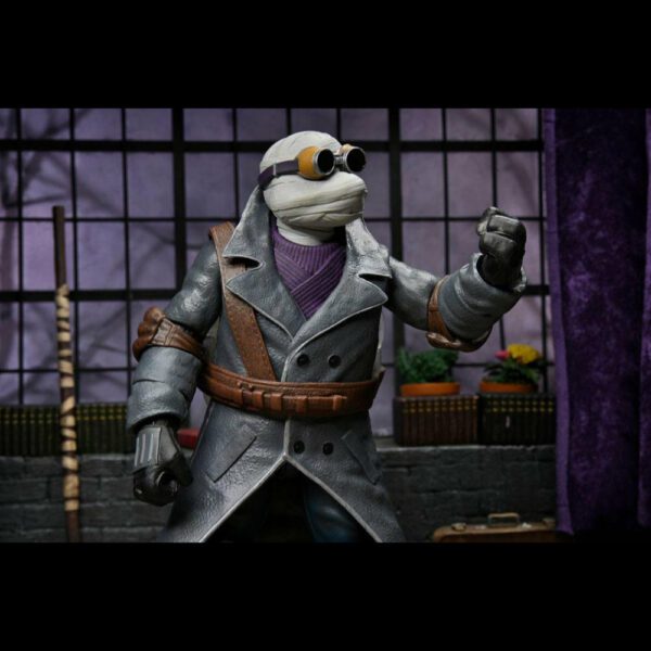 Donatello as The Invisible Man Teenage Mutant Ninja Turtles (TMNT) Ultimate Figur von NECA aus der Universal Monsters Reihe