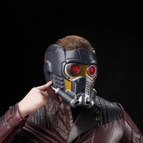 Star Lord elektronischer Cosplay Helm aus der Marvel Legends Series von Hasbro