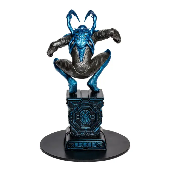 Blue Beetle DC Multiverse 12-Inch Statue von McFarlane Toys aus dem Blue Beetle Movie
