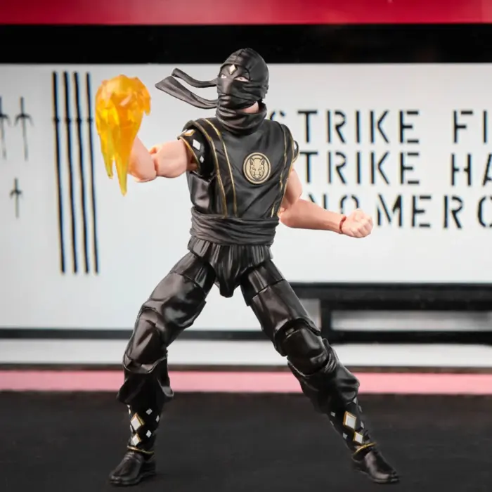 Johnny Lawrence Black Boar Ranger Power Rangers x Cobra Kai Lightning Collection Figur von Hasbro
