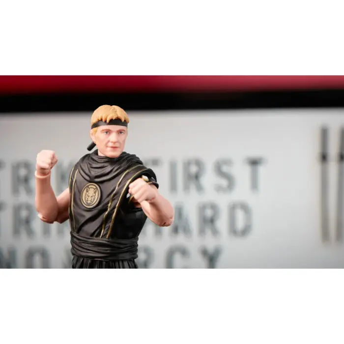 Johnny Lawrence Black Boar Ranger Power Rangers x Cobra Kai Lightning Collection Figur von Hasbro