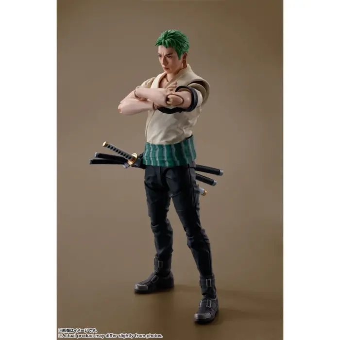 Lorenor Zorro (Roronoa Zoro) aus der One Piece Live-Action Netflix Serie als S.H. Figuarts Figur von Bandai Tamashii Nations