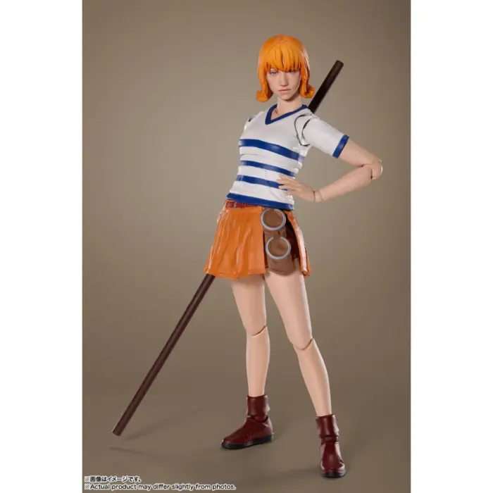 Nami aus der One Piece Netflix Serie als S.H. Figuarts Figur von Bandai Tamashii Nations