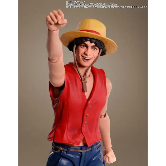 Nami aus der One Piece Netflix Serie als S.H. Figuarts Figur von Bandai Tamashii Nations