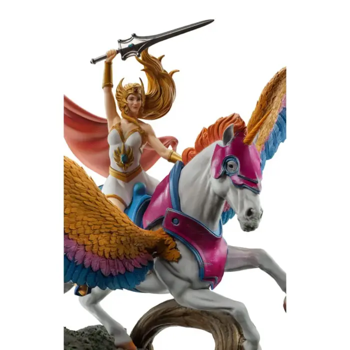 She-Ra und Swiftwind Masters of the Universe 1/10 Art Scale Deluxe Statue von Iron Studios