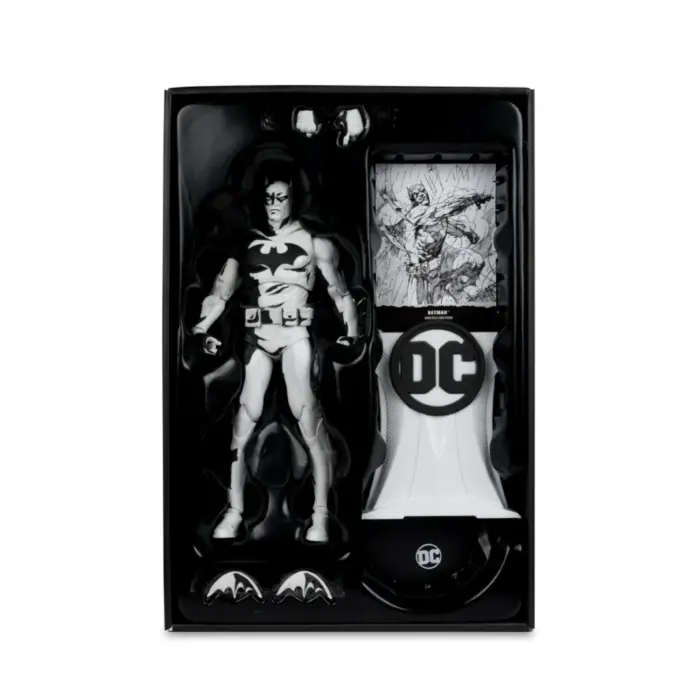 Batman: Hush (Sketch Edition) DC Multiverse Figur von Mcfarlane Toys im Sketch-Artist-Look