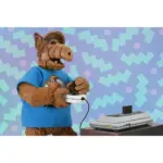 ALF Totally 80´s Ultimate Figur von NECA im vollen 80er Look