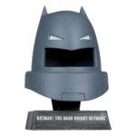 Batman - DC Direct - Mini-Replik Gepanzerte Maske (Dark Knight Returns) – Bild 3