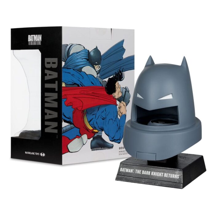 Batman - DC Direct - Mini-Replik Gepanzerte Maske (Dark Knight Returns) – Bild 4