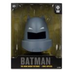 Batman - DC Direct - Mini-Replik Gepanzerte Maske (Dark Knight Returns) – Bild 6