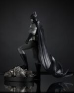Batman (Black & White) - DC Direct - By Bjorn Barends – Bild 11