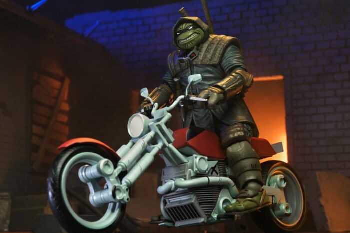 Casey Marie with Last Ronin Motorcycle - Teenage Mutant Ninja Turtles - The Last Ronin The Lost Years – Bild 8