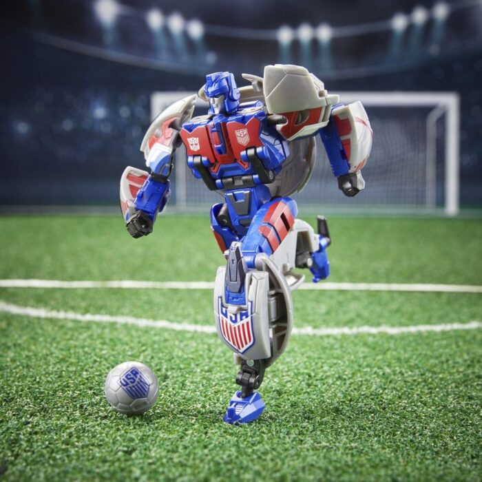 Breakaway - Transformers x US Soccer Federation – Bild 16