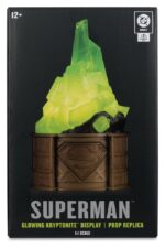 Kryptonite Display - DC Direct - Superman - Replik - Gold Label – Bild 8