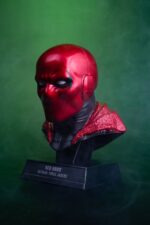 Red Hood Cowl Maske - DC Direct - Batman: Three Jokers - Prop-Replik – Bild 12