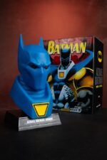 Azrael Batman Maske - DC Direct - Batman: Knightfall - Mini-Replik- Gold Label Collection – Bild 13